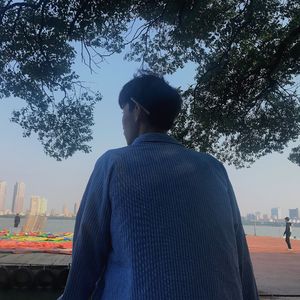 新疆旱厕拉屎视频最新
