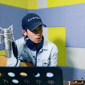 新疆旱厕拉屎视频最新
